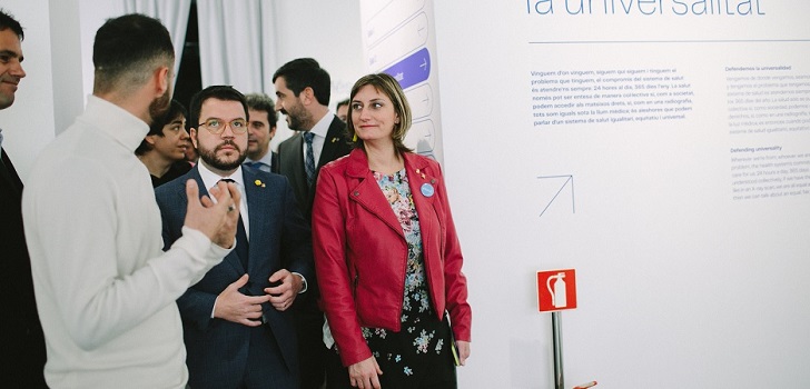 Pere Aragonès, vicepresidente y consejero de Economía de la Generalitat de Catalunya, junto a Alba Vergés, consejera de Sanidad Cataluña eleva un 10% sus recursos destinados a la sanidad, hasta 9.776 millones